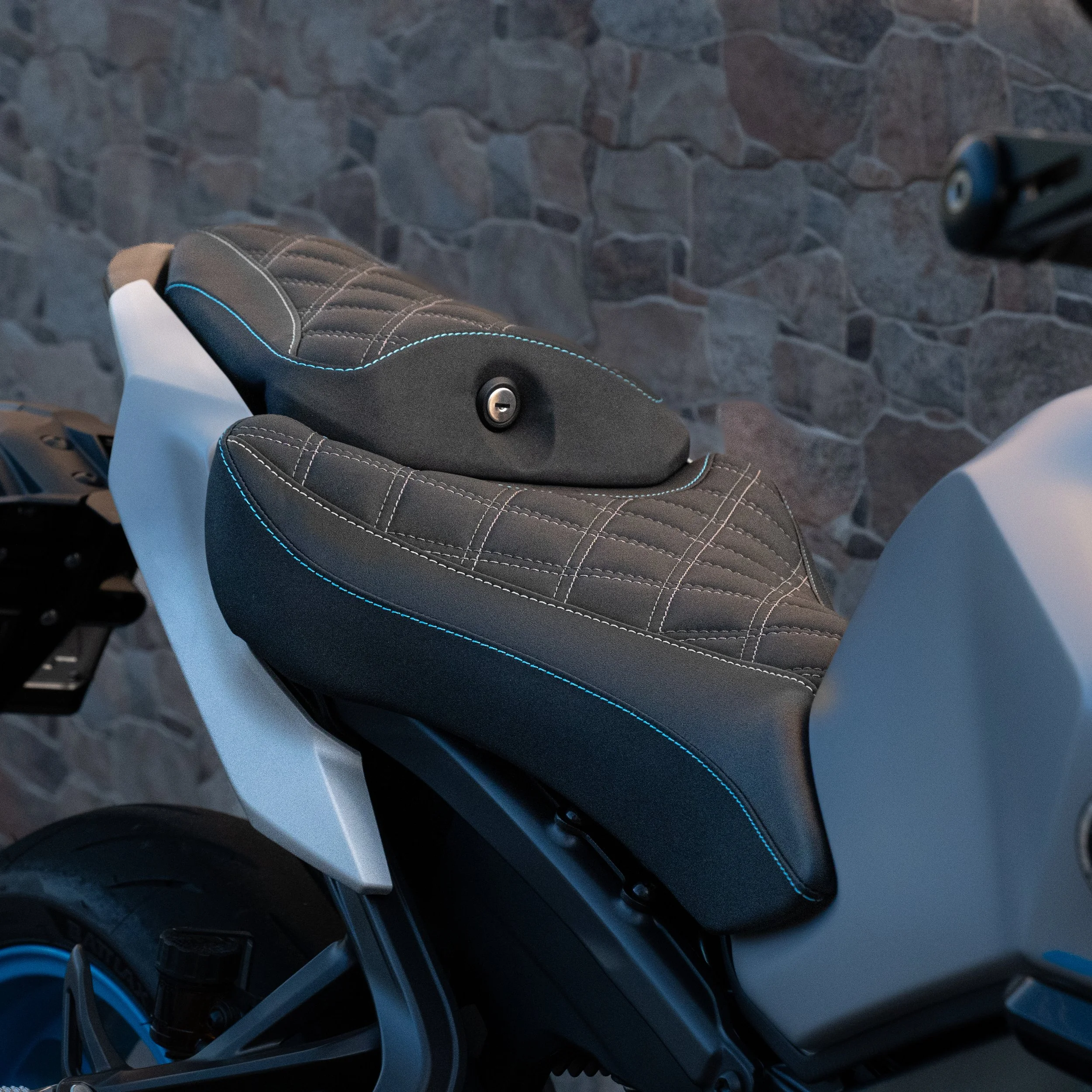 2024+ MT09 Comfort Seats — KELPI CUSTOM MOTO